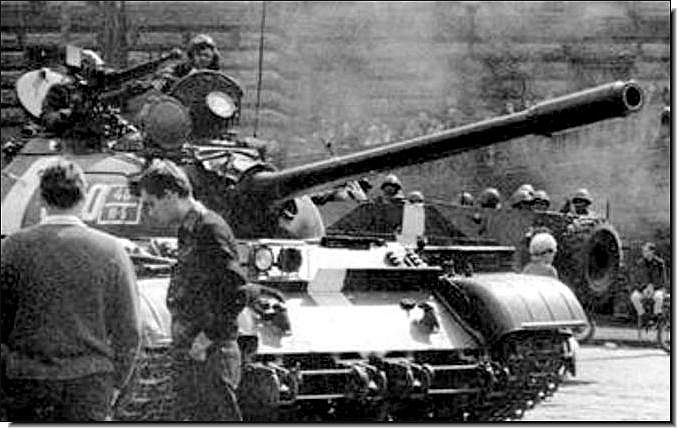 soviet-invasion-czechoslovakia-1968-illustrated-history-pictures-images-photos-008